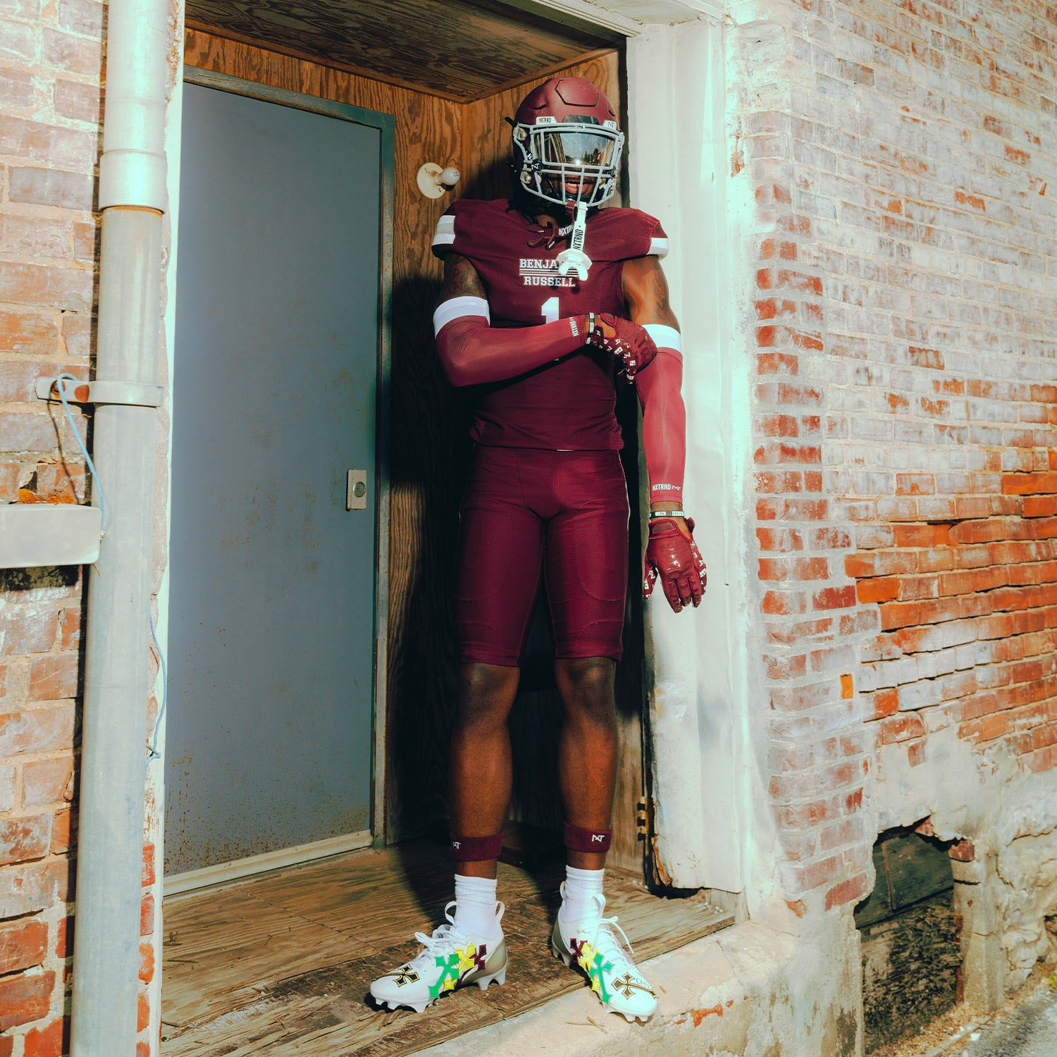 Double Arm Sleeves Maroon (1 Pair)